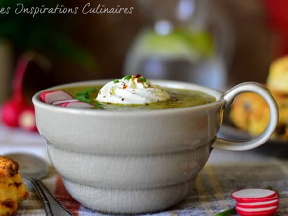 Soupe aux fanes de radis