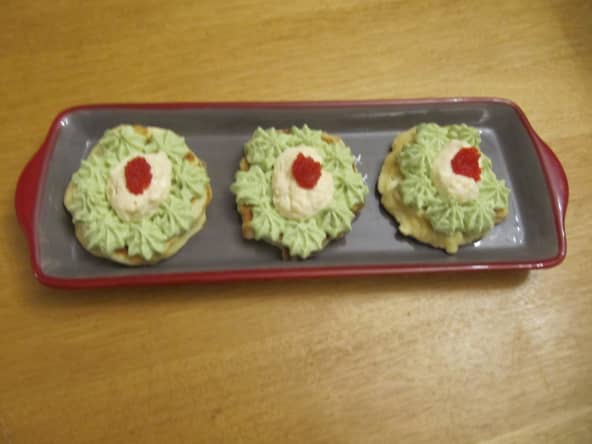 Blinis, mousse d'avocat et mousse de truite fumée