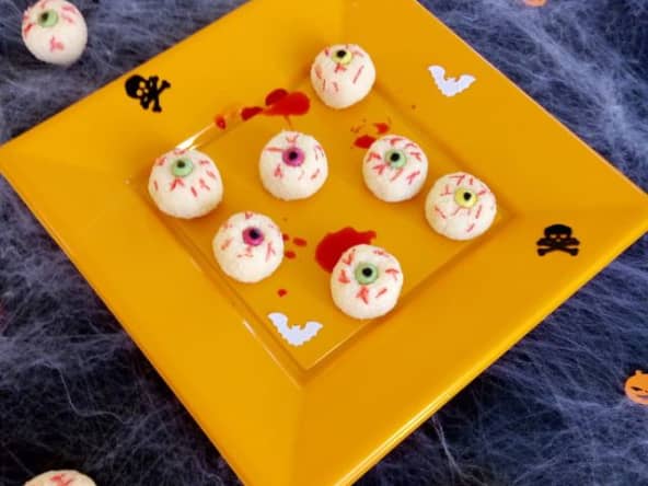 Oeil d’Halloween à la noix de coco 
