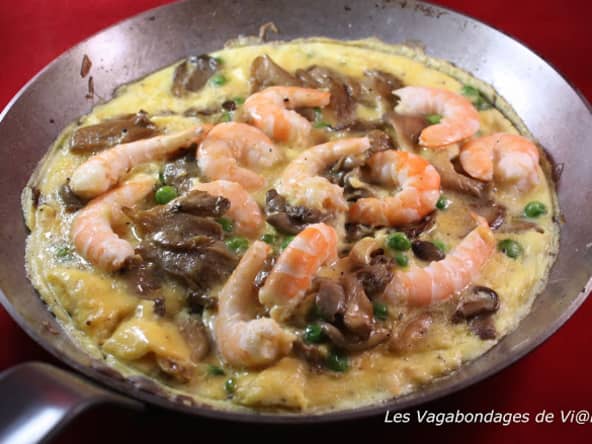 Omelette aux crevettes et aux pleurotes