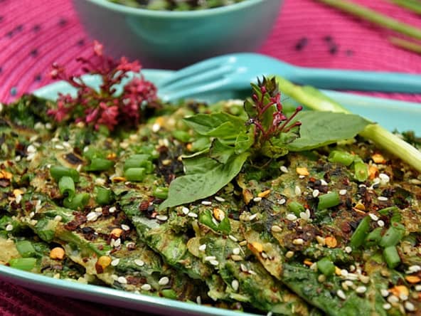 Crêpes au Kale et Basilic Thaï