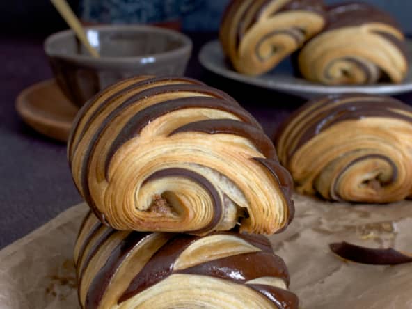 Le pain au chocolat bicolore au praliné