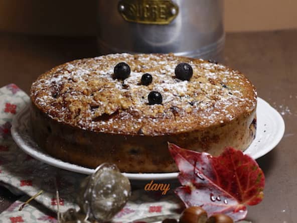 Gâteau aux myrtilles et aux noisettes
