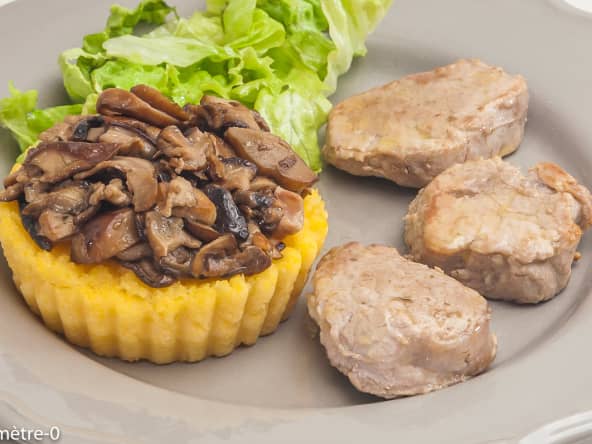 Filet mignon de porc aux cèpes et à la polenta