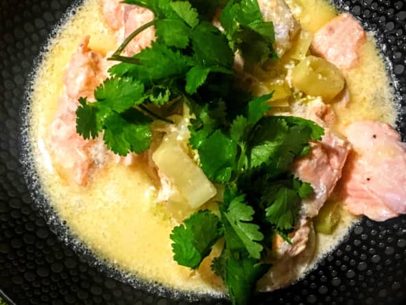 Blanquette de saumon aux poireaux et au curry