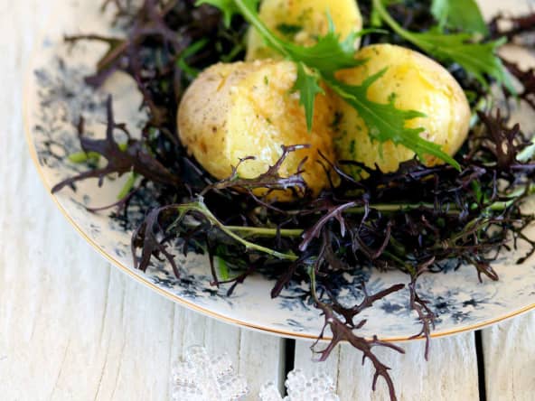 La pomme de terre vapeur beurre à la truffe : simple et très festif !