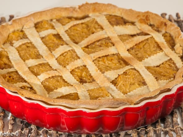 Tarte aux pommes, orange et fleur d'oranger