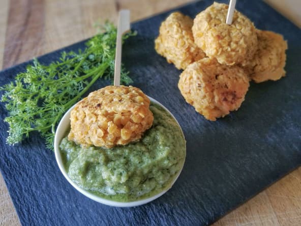 Falafels lentilles corail à l'indienne et sauce concombre-coriandre