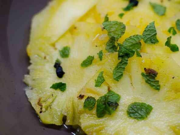 Carpaccio d'ananas saveur mojito