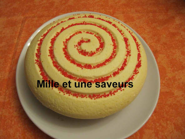 Entremets léger mangue, passion, fraise 