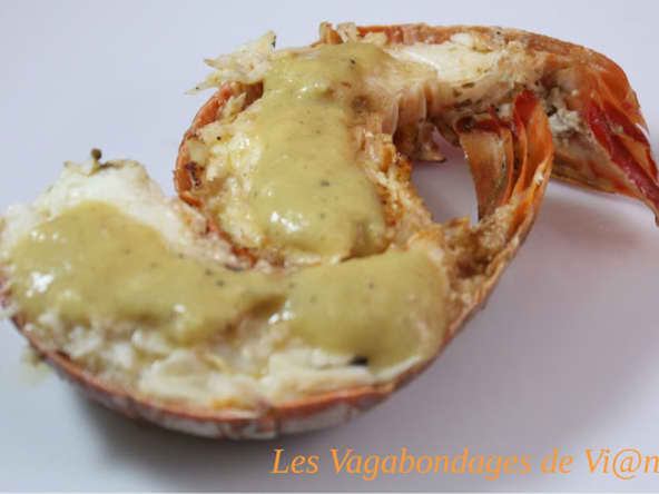 Langoustes rôties, vinaigrette d'ananas pour le réveillon