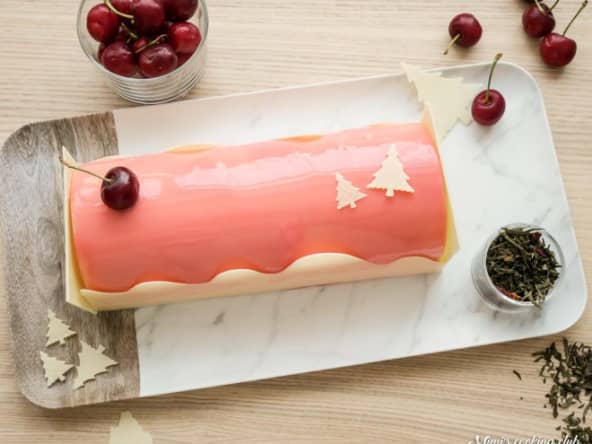 La bûche sakura au thé au cerisier du Japon