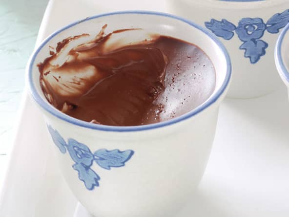 Petits pots de crème chocolat avec 2 ingrédients seulement