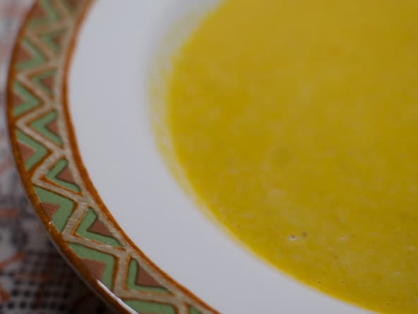 Velouté de lentilles corail au curry : vive les légumineuses !