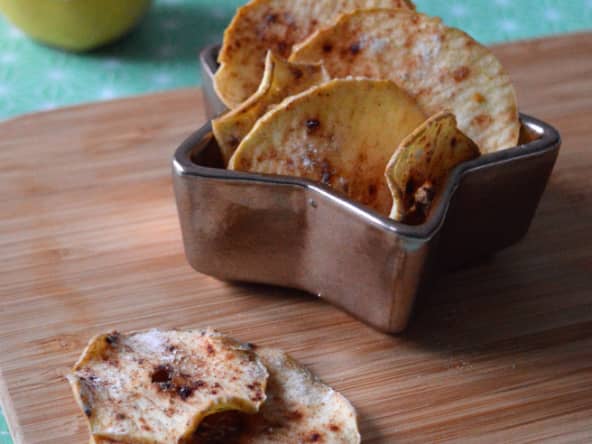 Chips faciles de pomme à la cannelle