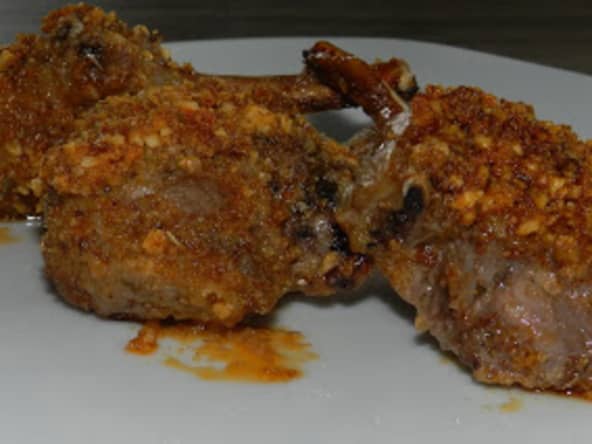 Côtes d'agneau en croûte de noix