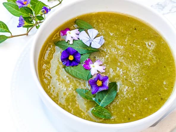 Soupe poireaux et courgettes au poivre du Sichuan