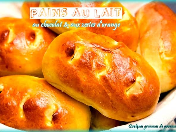 Pains au lait au chocolat et aux zestes d'orange