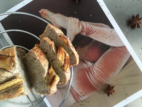 Banana bread aux graines de chia, sans lactose, vegan et sans sucres ajoutés