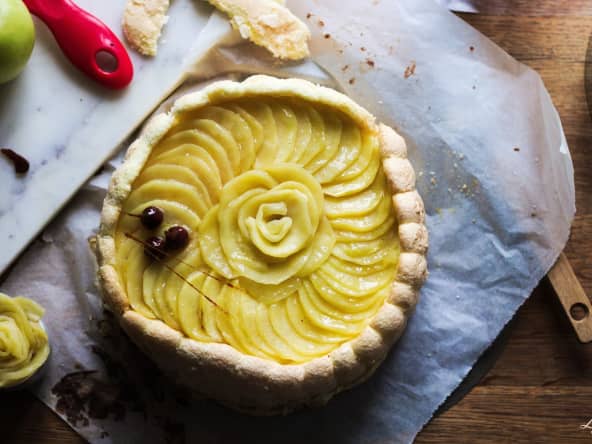 Charlotte aux pommes légère et fruitée