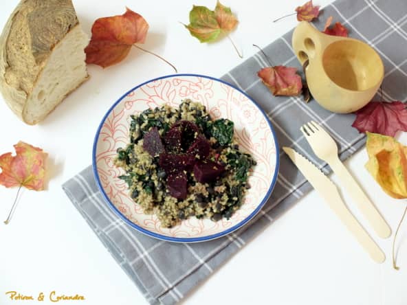 Salade tiède aux betteraves, haricots noirs et boulgour : une recette saine et rapide