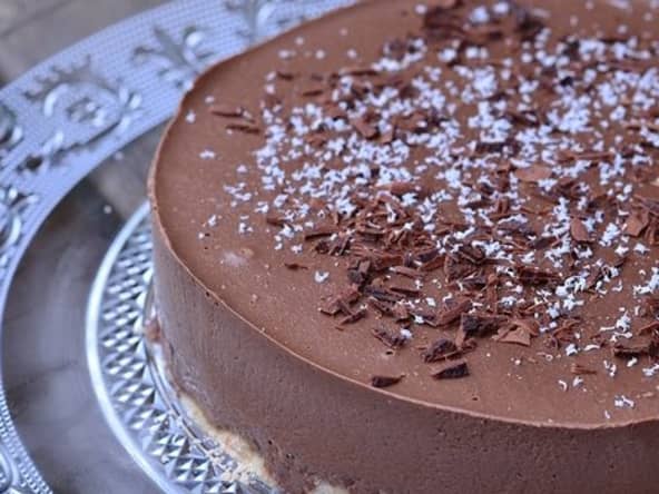 Entremets chocolat sur dacquoise