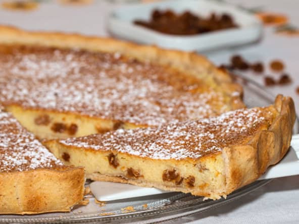 Tarte à la semoule aux raisins secs