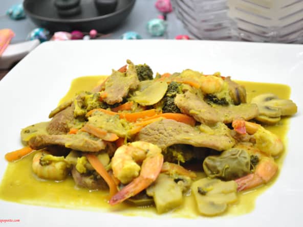 Sauté de légumes au canard, crevettes et lait de coco