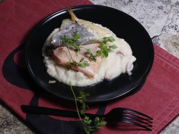 Filets d'omble chevalier à la crème de céleri au lard