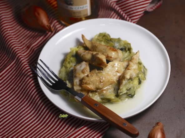 Fricassée de poulet flambée au génépi et fondue de poireaux au cumin