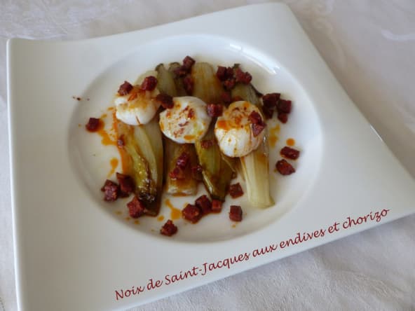 Noix de Saint-Jacques aux endives et chorizo