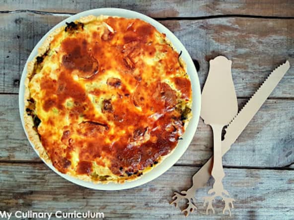 Tarte salée aux poireaux, oignons et fromage de chèvre