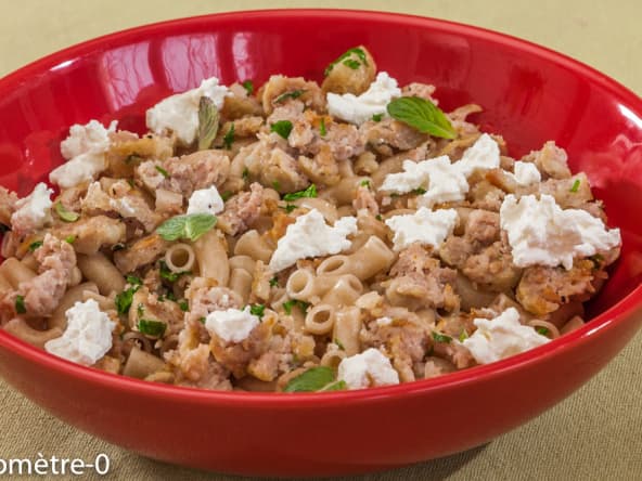 Pâtes à la saucisse et à la ricotta
