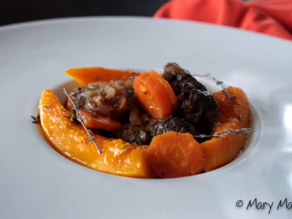 Cocotte de flanchet braisé aux carottes, potiron et vin blanc 