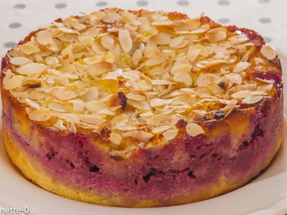 Gâteau à la polenta, à la ricotta et aux framboises