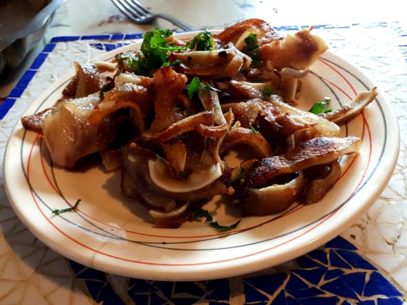 Oreilles de cochons sautées en persillade