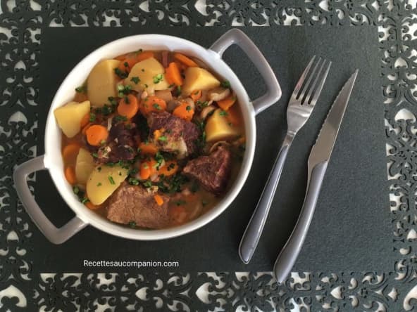 Bœuf aux carottes pommes de terre champignons 