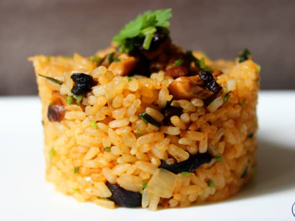 Riz sauté aux champignons noirs shitakes et oignon confit