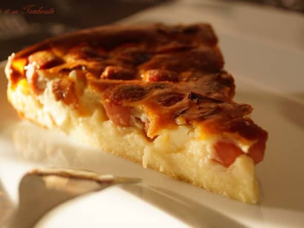 Quiche sans pâte aux knackis et kiri