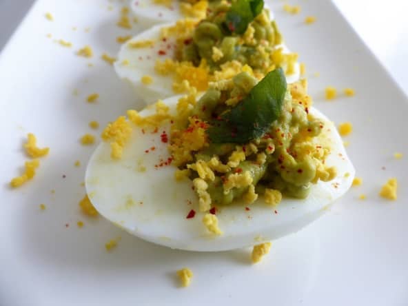 Oeufs mimosa à la "mayonnaise d'avocat"