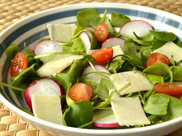 Salade de pourpier à l'huile d'olive et vinaigre balsamique