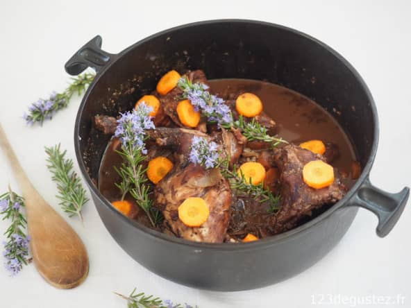 Civet de lapin de Pâques au chocolat