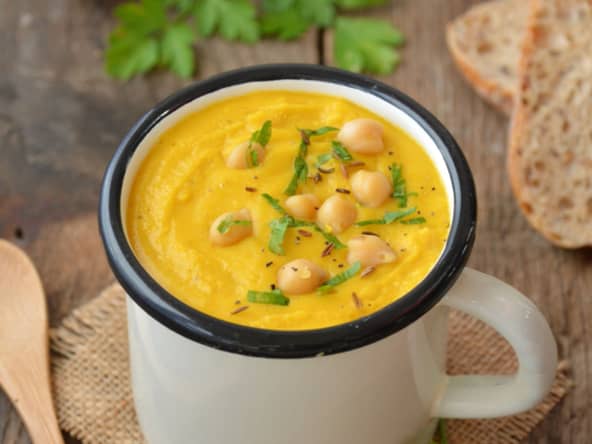 Velouté express aux pois chiches, carottes et cumin