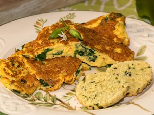 Omelette à l'ail des ours et à la Tomme de Savoie
