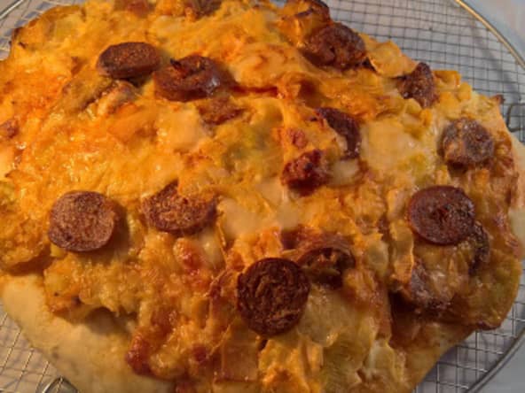 Focaccia poireaux, chorizo et gruyère