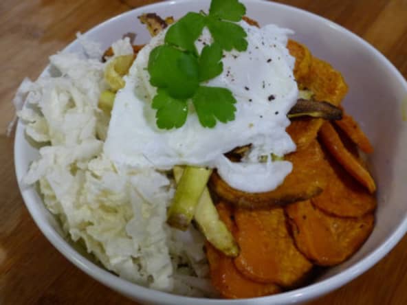 Donburi végétarien occidentalisé aux saveurs méditerranéennes 