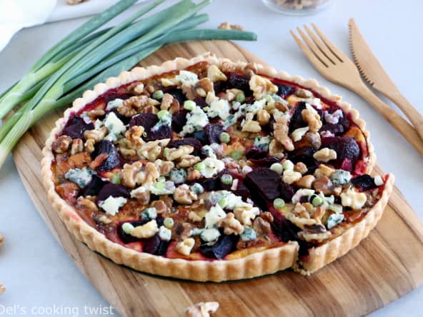 Tarte à la betterave, au bleu et aux noix aux saveurs douces et contrastées
