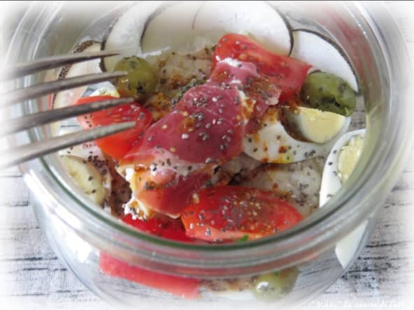 Salade de Chou Fleurs, pois cassés, œufs durs, graines de Chia