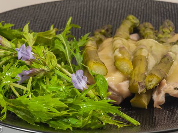 Asperges vertes sur escalopes de dinde