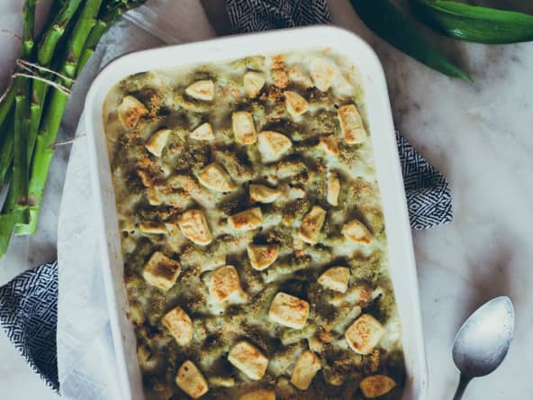Gratin printanier de gnocchis à l'ail des ours et aux asperges